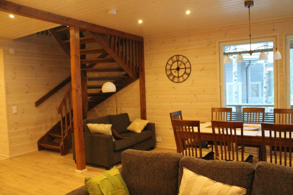 Sresort Family Apartment إيماترا الغرفة الصورة