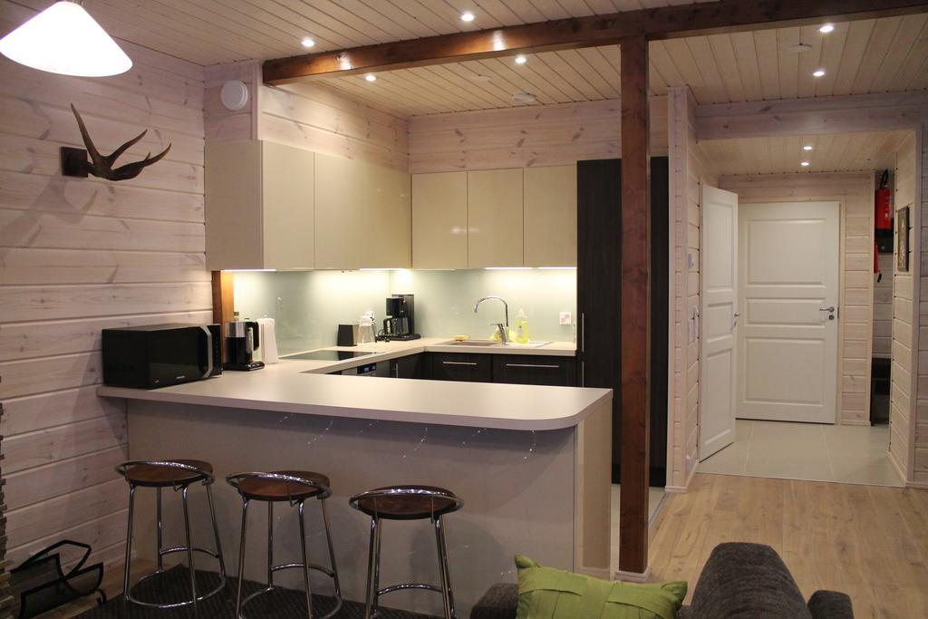 Sresort Family Apartment إيماترا الغرفة الصورة