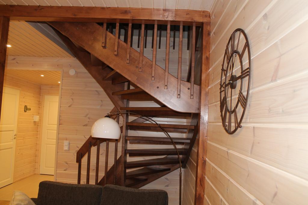 Sresort Family Apartment إيماترا الغرفة الصورة